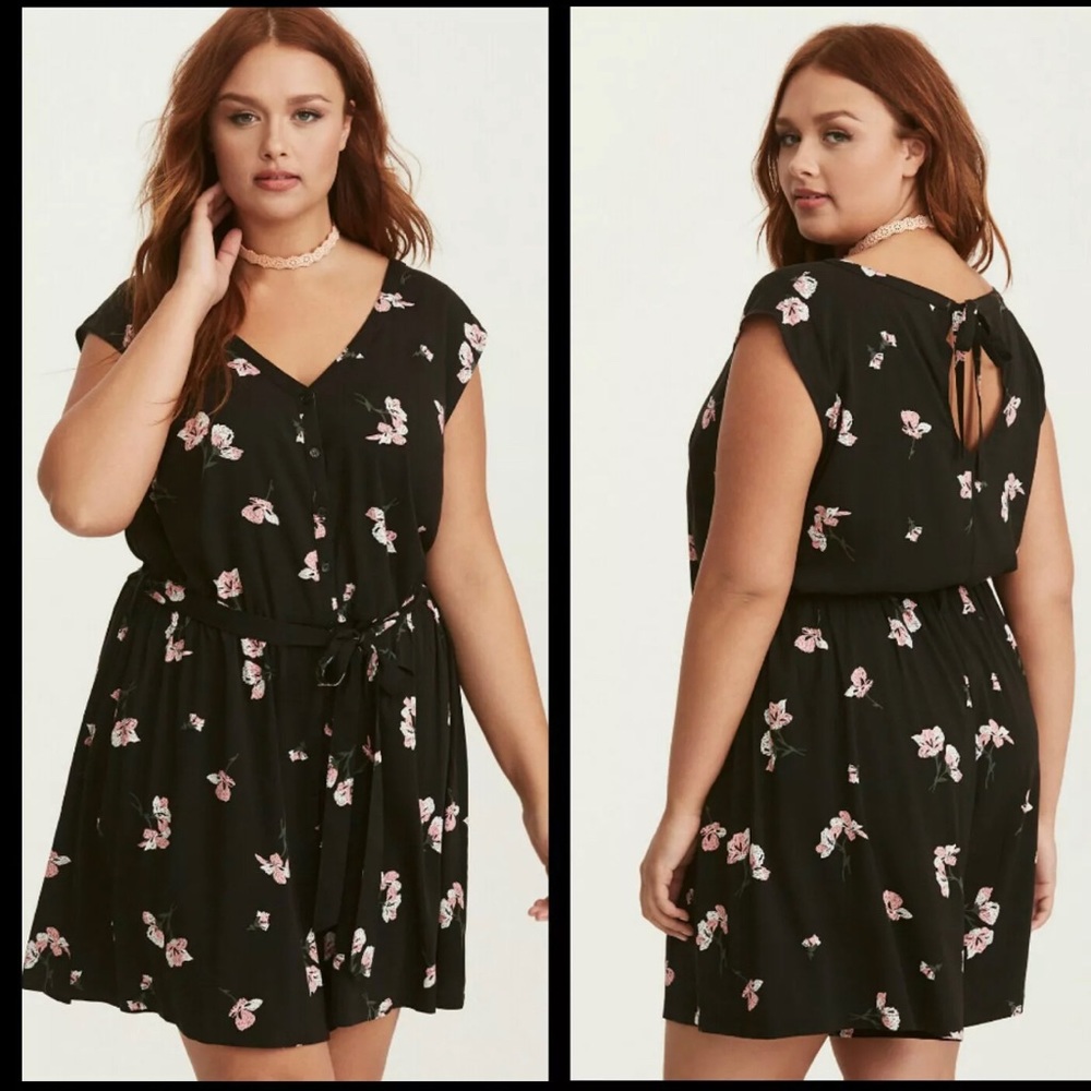 🚫SOLD🚫TORRID•floral print Challis Romper